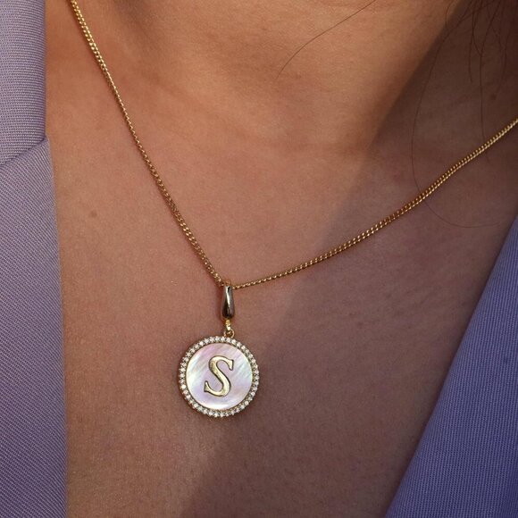 AAAAA Grade Artificial Zircon Inlaid Pendant Necklace for Women - Rainbow Mother - Picture 4 of 7